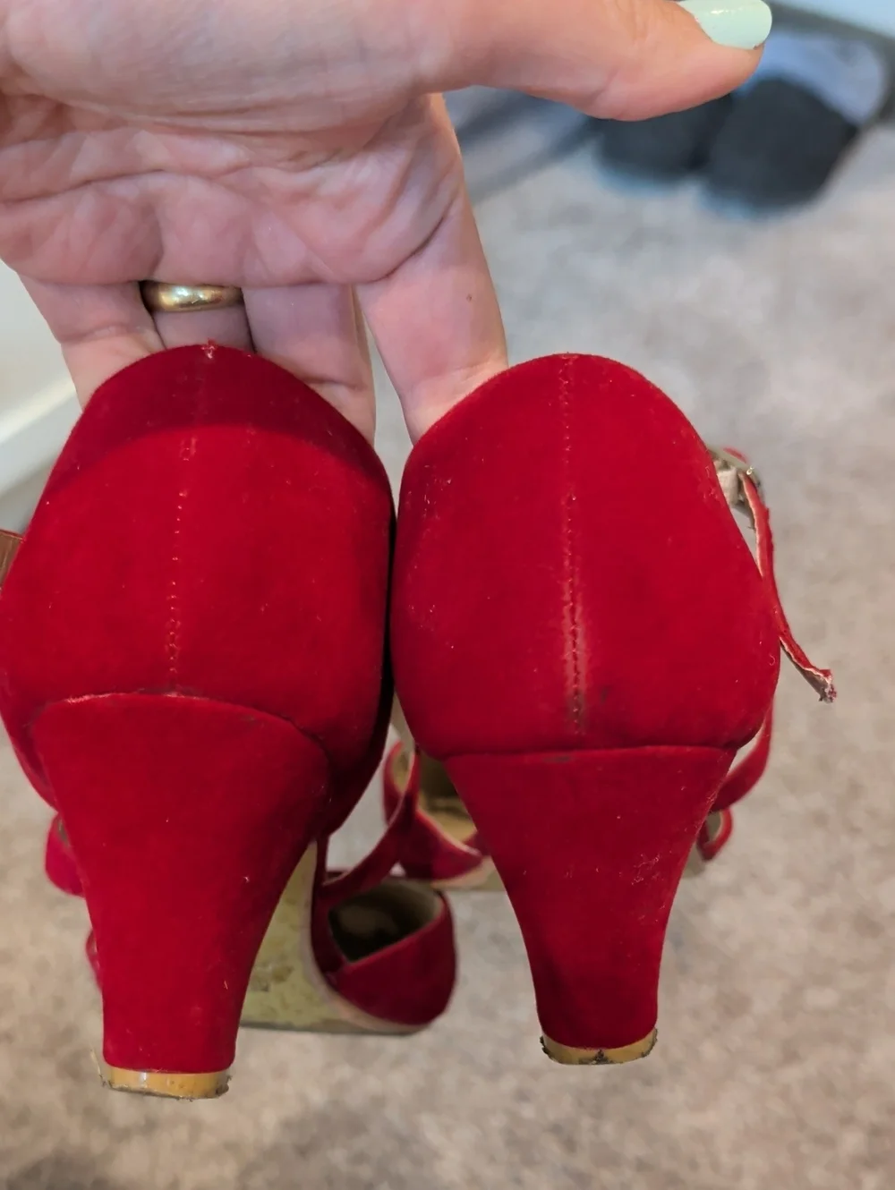 Chase + Chloe Red Suede Cross-Strap Flats 8.5